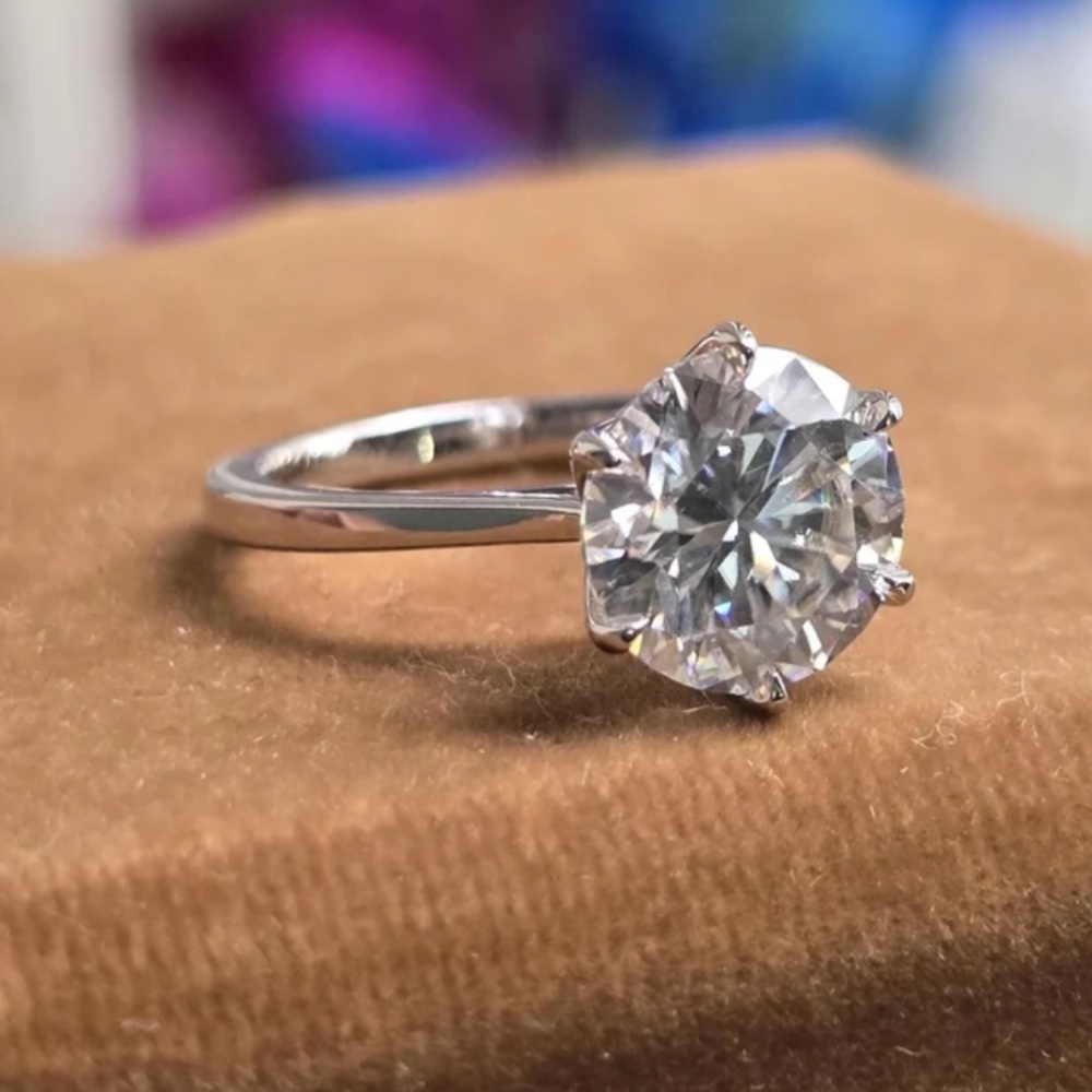 Unique Engagement 4CT Tulip , Cathedral setting ring white gold plated size 8 - Picture 5 of 9